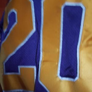 Meet your Posher, Malcolm